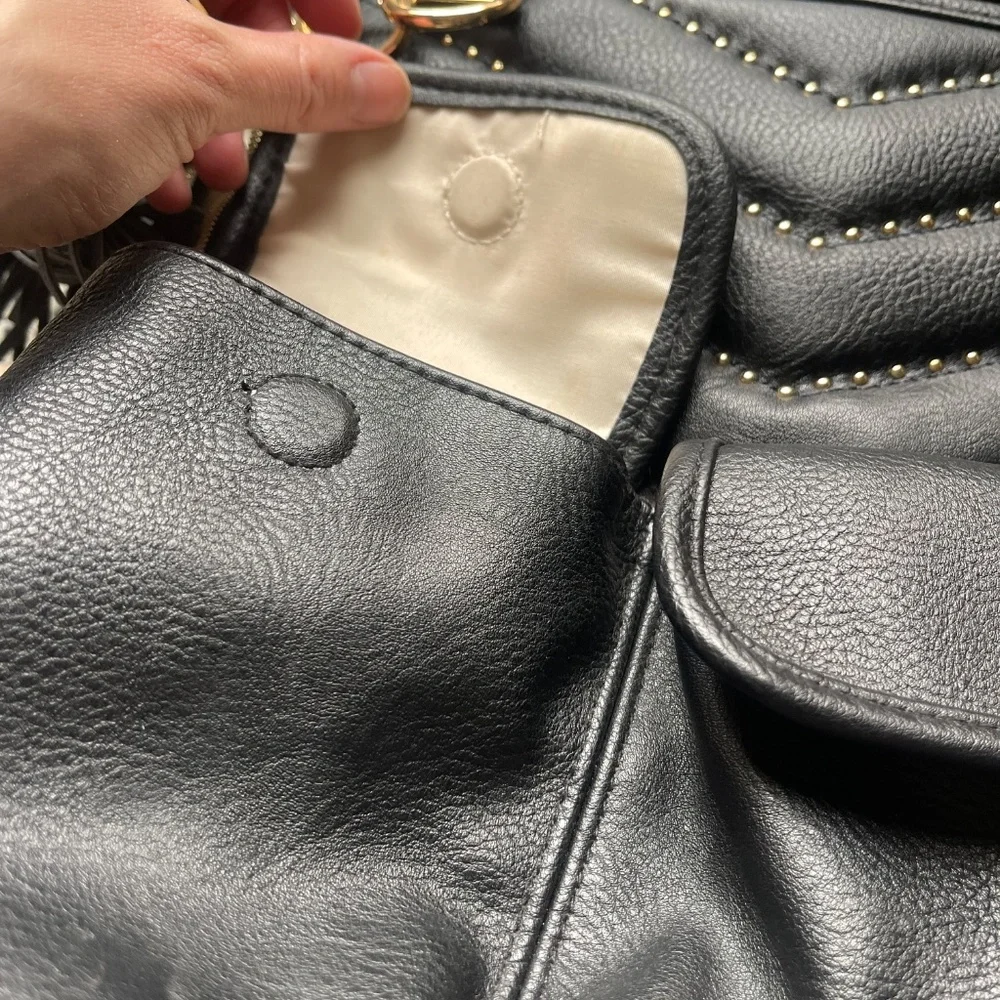 Itzy Ritzy Boss Backpack in Rock and roll- like new condition